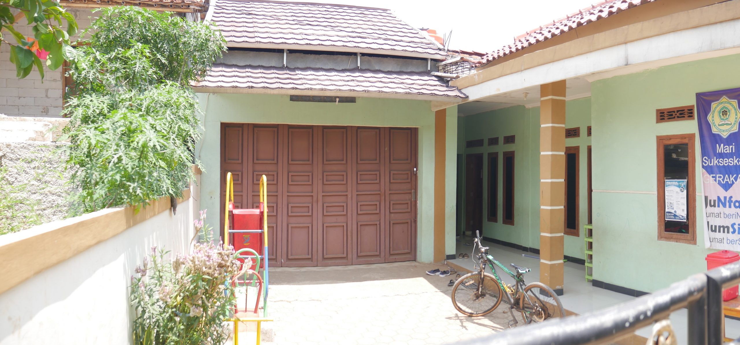 Taman bermain kanak-kanak